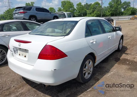 2007 Honda Accord 2.4 Ex from USA, damaged, VIN 1HGCM56857A111791